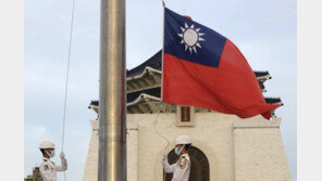 “中, 2027년까지 대만 침공 태세 갖출 것” 