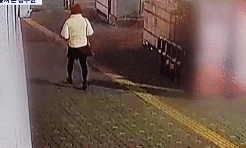 ‘치마·구두’ 여장하고 女 탈의실 훔쳐본 40대 공무원…“직위해제” 