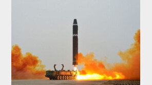 北 ICBM ‘대기권 재진입’ 기술 확보했나?… 軍 “평가 어렵다”