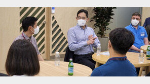 신입사원 만난 이재용 “아쉬움으로 남는 것은…”