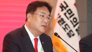 정진석 “이재명, 거울 속 우울한 자화상 들여다 보기를”