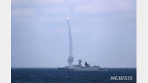 美해군장관 “中, 세계에 함대 배치…美해군 증대 필요”