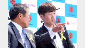 박지성 父 “아들 위기는 2002 직후, 축구 싫다고 하더라…그래서 이사”