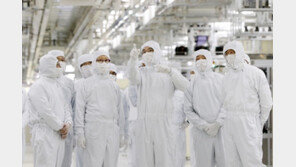 똑똑해지는 차 ‘반도체 먹는 하마’…삼성·SK “큰 시장 열린다”