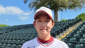SSG  루키 투수 송영진, 두 번째 청백전에서 147㎞ ‘눈도장’