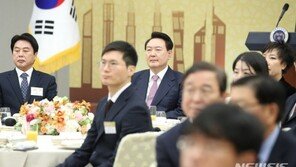 尹 “기업들, 세계시장서 성과 내도록 백방으로 뛸것”