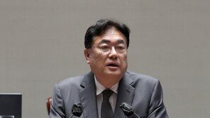 정진석 “분열은 민주당 단어…전대 ‘단일대오’로 가야”