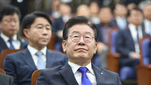 李, 체포동의안 표결 앞두고 비공개 활동…물밑 ‘표단속’