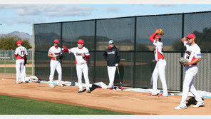 KIA, 기상 악화로 LA 공항 착륙 살패…2차 오키나와 캠프 일정 차질