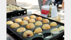 ‘중독적인 맛’ 유명 다코야키 가게, 진짜 ‘마약’ 팔고 있었다