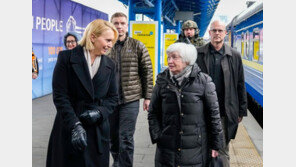 美옐런 장관 키이우 깜짝 방문…우크라 지지 거듭 강조