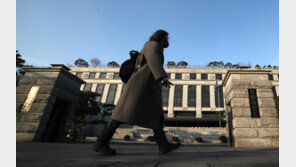 헌재로 간 ‘학폭법’…“서면사과·접촉금지·학급교체 모두 ‘합헌’”