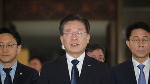 이재명, 체포안 처리 직후 지도부와 저녁 회동…이탈표 성토 오가