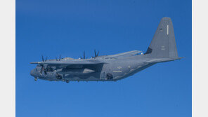비처럼 포탄 퍼붓는 ‘건십’도 뜬다…한미 ‘참수작전’ 훈련 공개