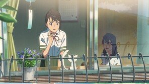 재난 극복 ‘스즈메의 문단속’…꺾이지 않는 따뜻한 마음으로