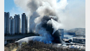 “재난 영화 같았다”…한국타이어 공장 화재로 타이어 40만 개 전소