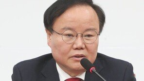 김재원 “매우 죄송…5·18 헌법수록도 반대 안할 것”