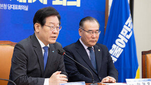 이재명 “‘5·18 양두구육’ 결별치 않으면 尹도 한 편…김광동 해임을”