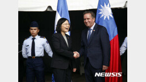 온두라스 대통령, 중국과 수교 추진 지시…대만과는 단교
