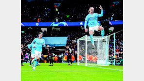 홀란 63분 뛰고 5골… “세리머니 여러번 해 매우 피곤” 