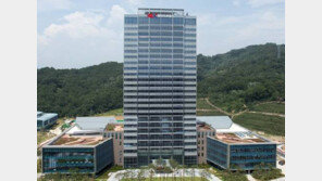 경찰, 도로공사 압수수색…고속도로 차선 부실시공 의혹