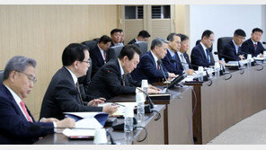 尹, 방일 현지 상황지휘소 설치…“안보상황 계속 점검·대응”