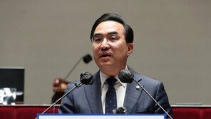 박홍근, 당 내홍에 “당 분열 안돼…尹 무능·폭주에 한 몸돼야”