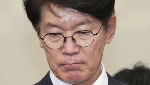 잦은 이동에 지찬 WBC…고개 드는 ‘전임감독제’ 주장