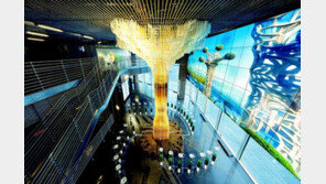 공기 정화하는 플라스틱 나무… 현대차 ‘해비타트 원’ 전시에