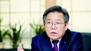 “최근 집값 하락은 정상화 과정… 文정부 출범 전으로 돌아가야”