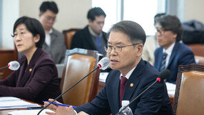 이정식 장관, ‘69시간 근로’ 혼선에 “무거운 책임감…송구하다”