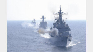 해군, ‘서해수호의 날’ 전 해역서 실사격 해상기동훈련[청계천 옆 사진관]