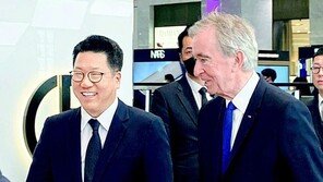 아르노 LVMH회장, 국내 유통업체 수장들과 연쇄 회동 