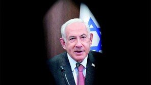 바이든 경고에, 네타냐후 ‘방탄입법’ 1보 후퇴 