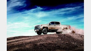 자연흡기 엔진 탑재… 정통 픽업트럭의 힘을 느껴라