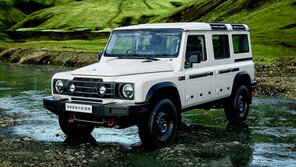 정통 오프로더 ‘그레나디어’ 출시… 영국 이네오스 오토모티브 첫 모델 