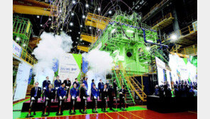 현대重, 아파트 5층 높이 메탄올 엔진 첫 시연 