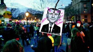 佛의회, 싸워도 ‘협치’는 한다… 원전 신설법 초당적 통과 