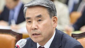 이종섭 “北순항미사일은 4발…핵탄두 소형화 상당 수준 진전”