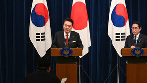 日 정부 “한국 반도체 핵심소재 3개 수출규제 해제”