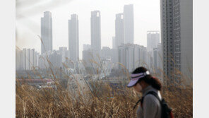 중부 가끔 구름 많고 남부 흐림. 제주 가끔 비…서울 5~17도, 부산 13~17도