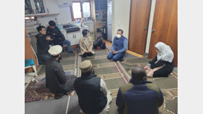 박진 인권위 사무총장 이슬람사원 건축 현장 방문…“해결법 찾겠다”