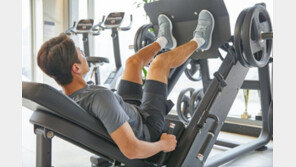 한국 남성, ‘이 나이대’ 근육량 뚝↓…노화 시작된다