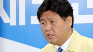민주 “檢, 김용에 불리한 진술 삭제…짜맞추기 수사 정황”