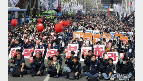 민주노총 도심 대규모 집회…“주 69시간 시대역행”