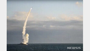 러시아 “동해서 초음속 대함 미사일 2발 시험발사”