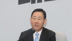 주호영, ‘실언 김재원 징계’ 질문에 “문제 생기면 논의될 것”