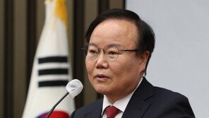 김재원, 잇단 실언 논란에 “국민께 심려 끼치고 당에 큰 부담 안겨”