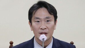 이복현, 우리은행 방문…“점포폐쇄 부작용 최소화 할 것”