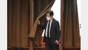 민주당 권리당원 ‘이재명 직무정지’ 본안소송…“불리하면 혁신안 뭉개”